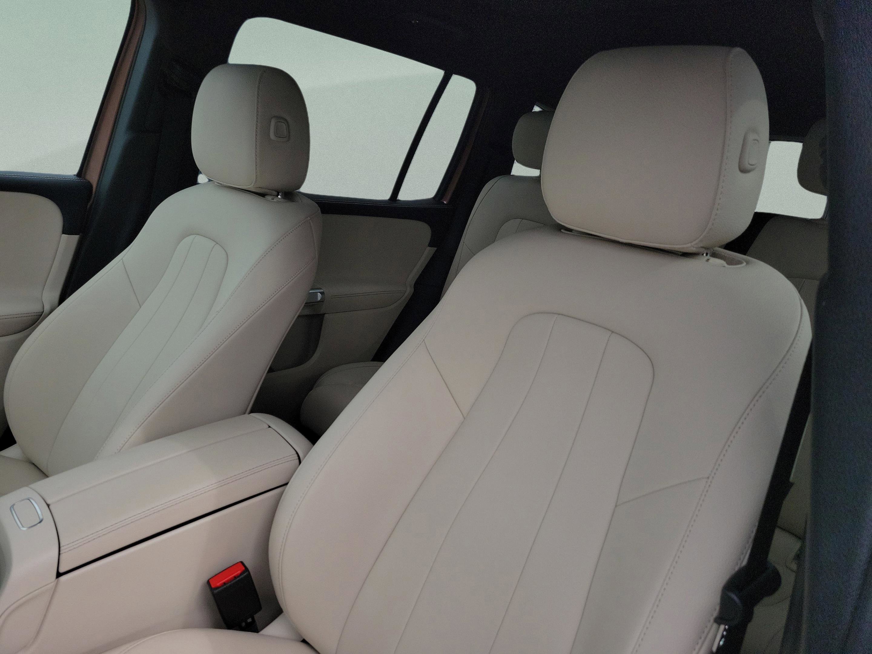 Certified 2023 Mercedes-Benz GLB 250 image 23