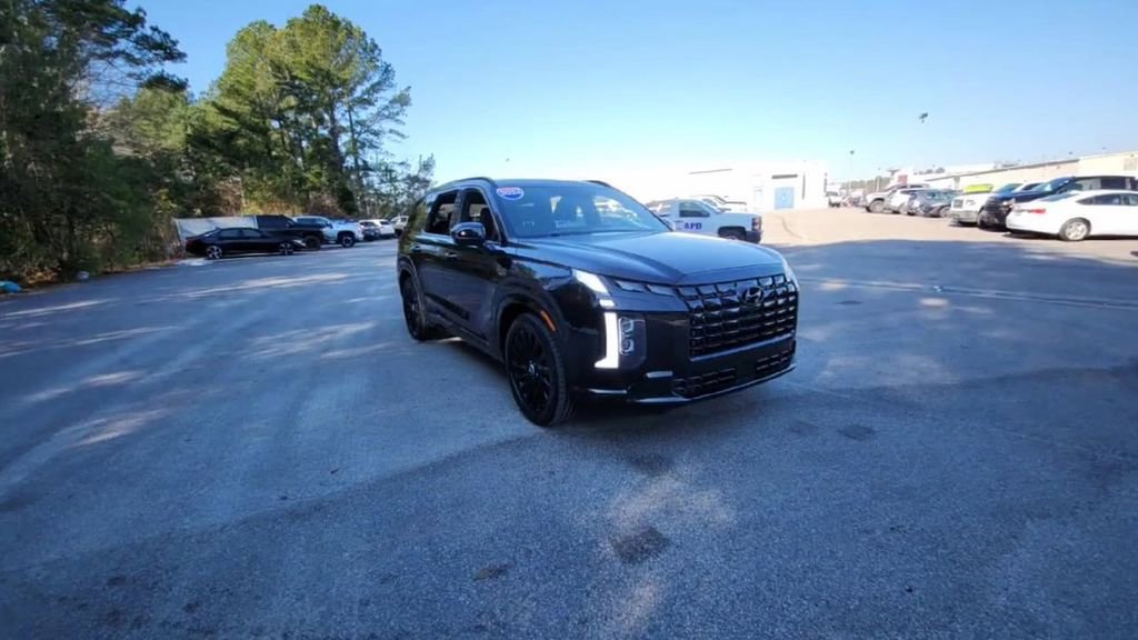 Used 2024 Hyundai Palisade Calligraphy image 8