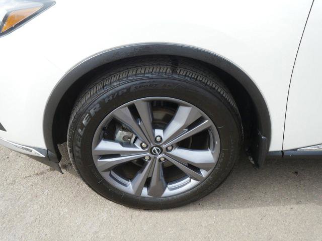 Certified 2024 Nissan Murano Platinum w/ Cargo Package AWD/4WD image 9
