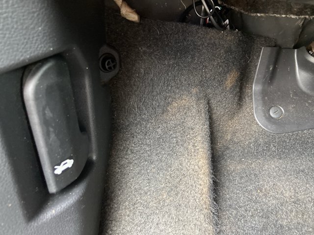 Used 2024 Nissan Rogue SV FWD image 48