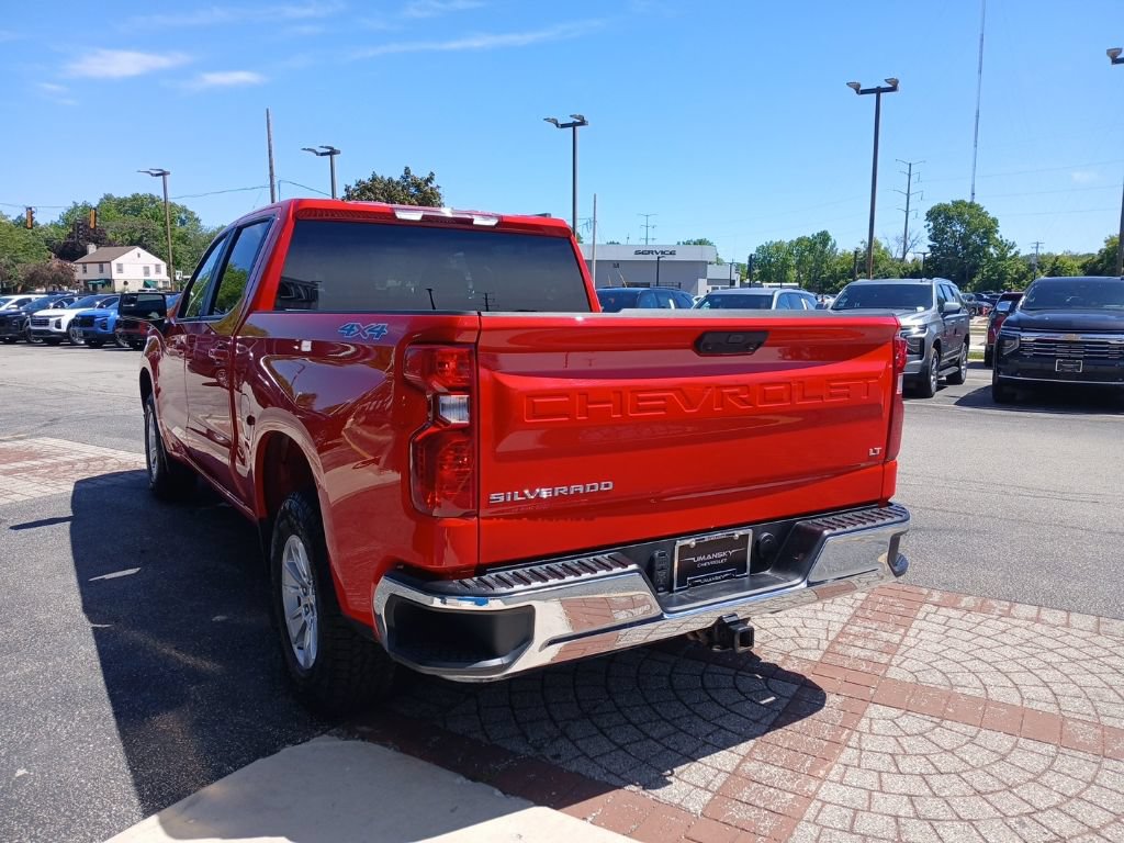 Used 2025 Chevrolet Silverado 1500 LT AWD/4WD image 7