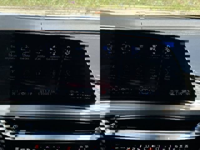 New 2025 Cadillac XT5 Premium Luxury image 18