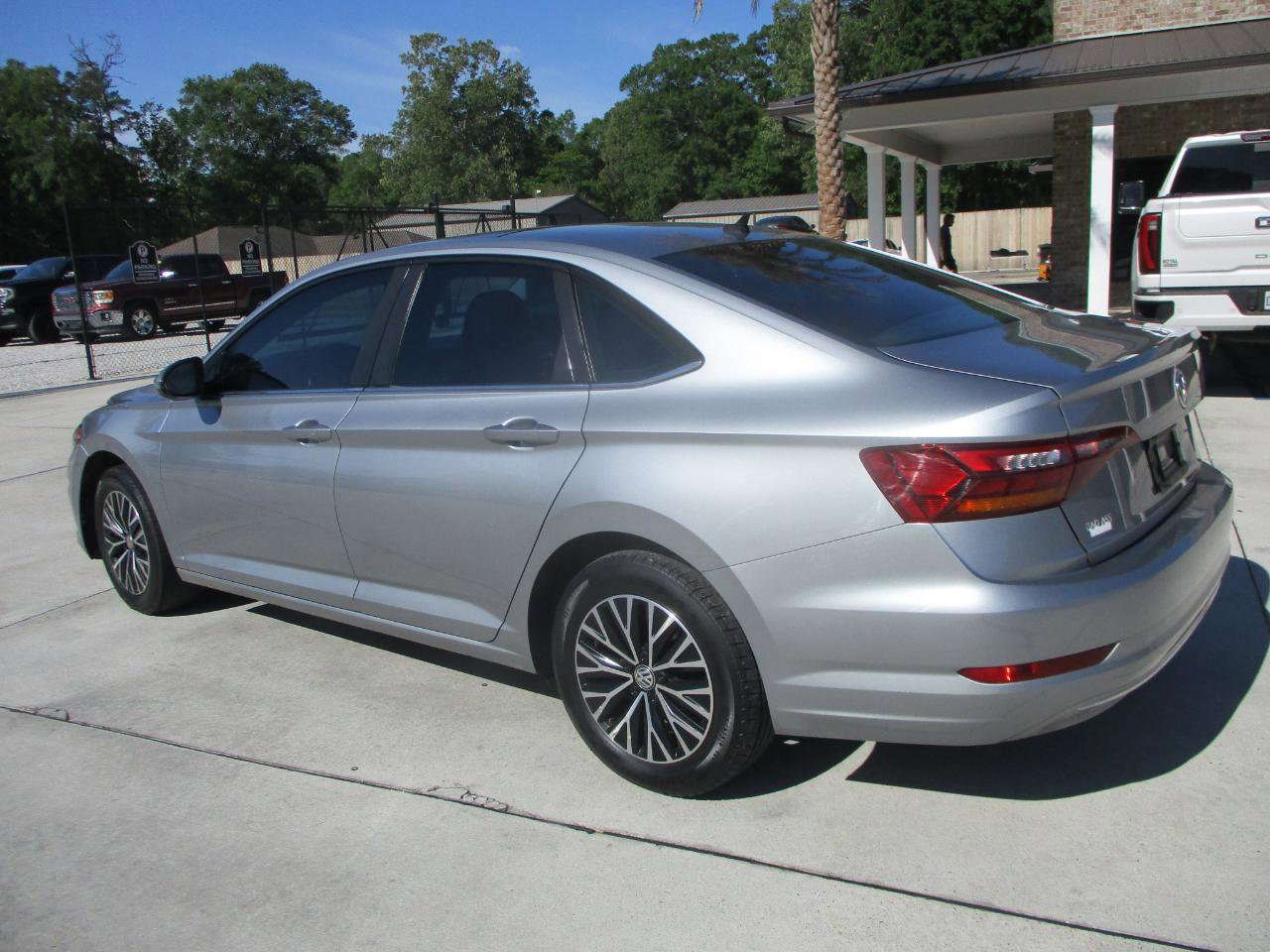 Used 2019 Volkswagen Jetta SE image 19