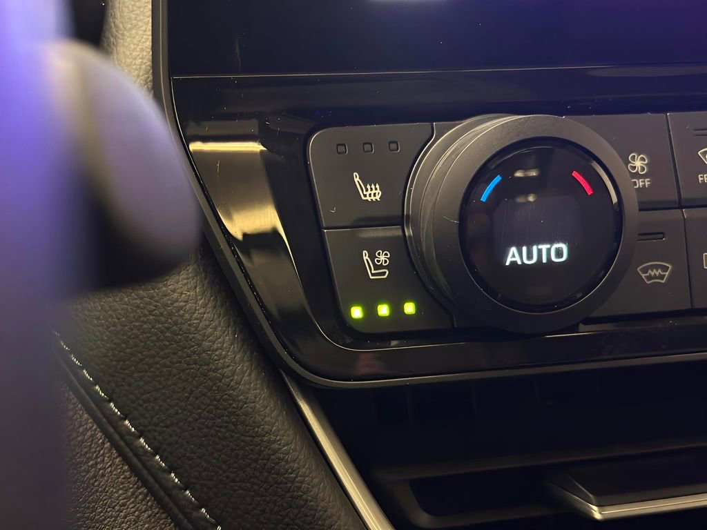 Used 2024 Toyota Grand Highlander XLE image 36