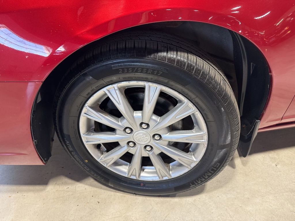 Used 2009 Buick Lucerne CXL FWD image 2