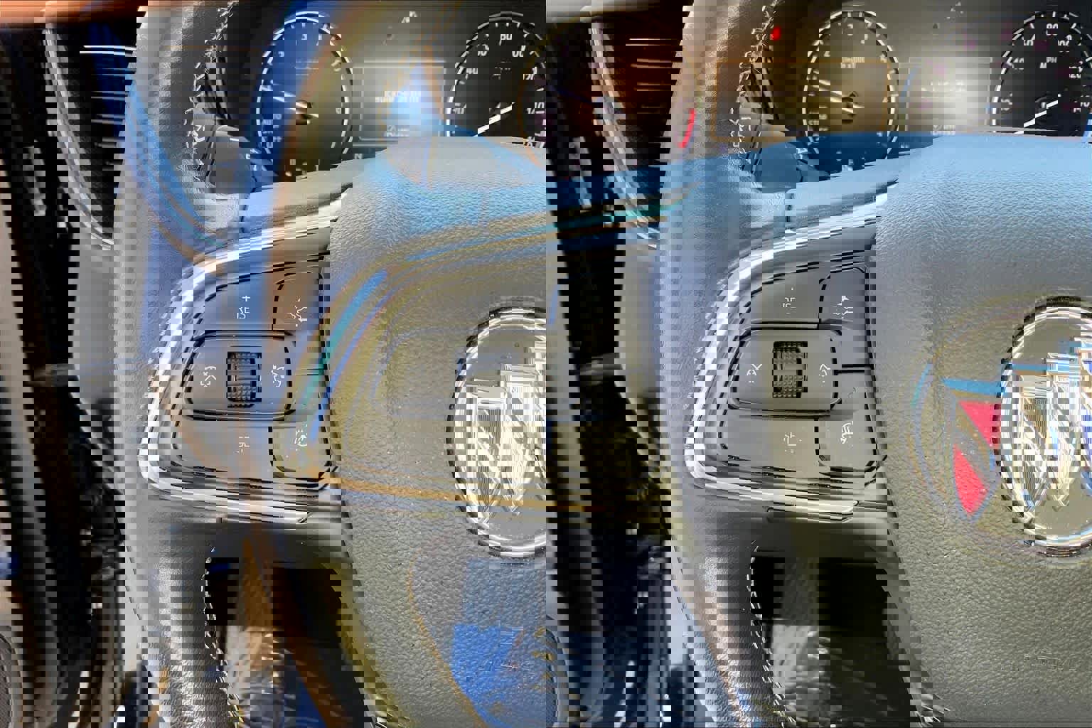 Used 2023 Buick Envision Preferred w/ Premium Seat Package image 22