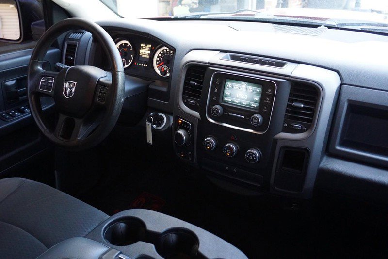 Used 2015 RAM 1500 Express AWD/4WD image 34