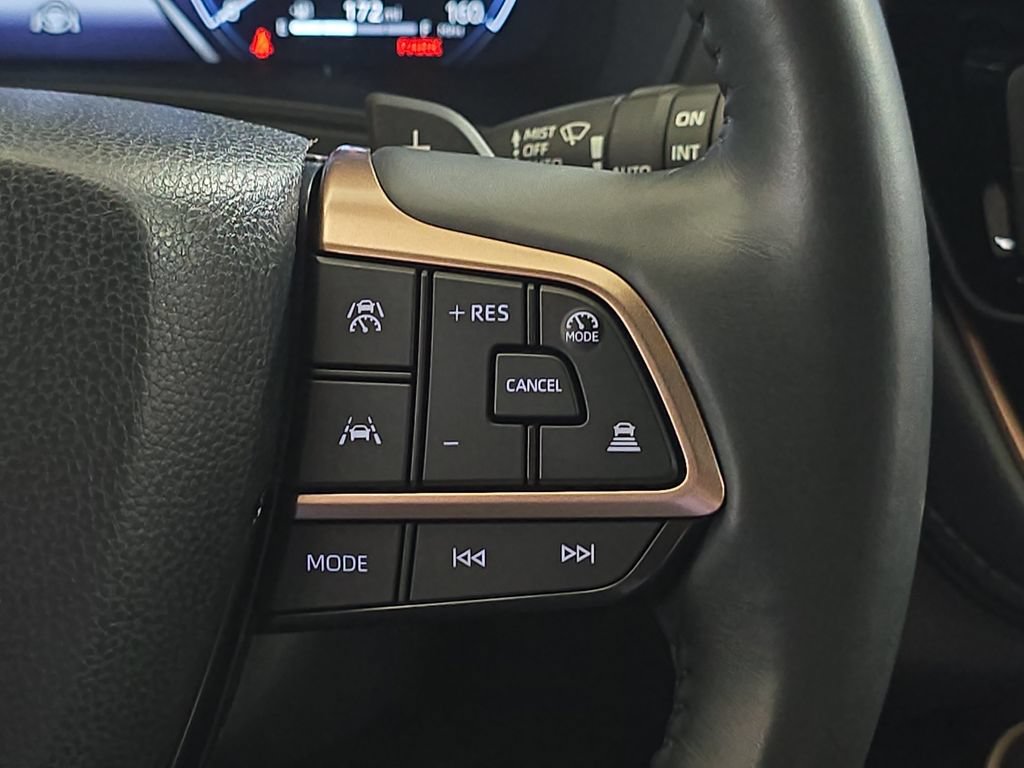 Used 2024 Toyota Grand Highlander AWD Hybrid image 21