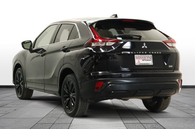 Used 2023 Mitsubishi Eclipse Cross LE AWD/4WD image 5