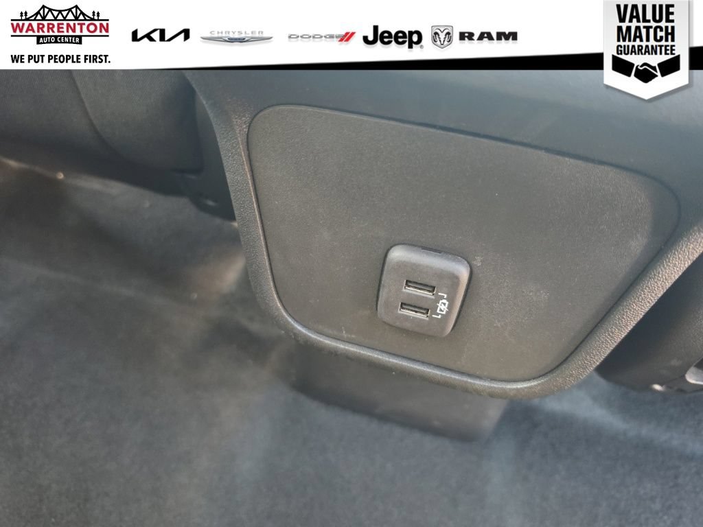 Used 2023 Chevrolet Equinox LT AWD/4WD image 14