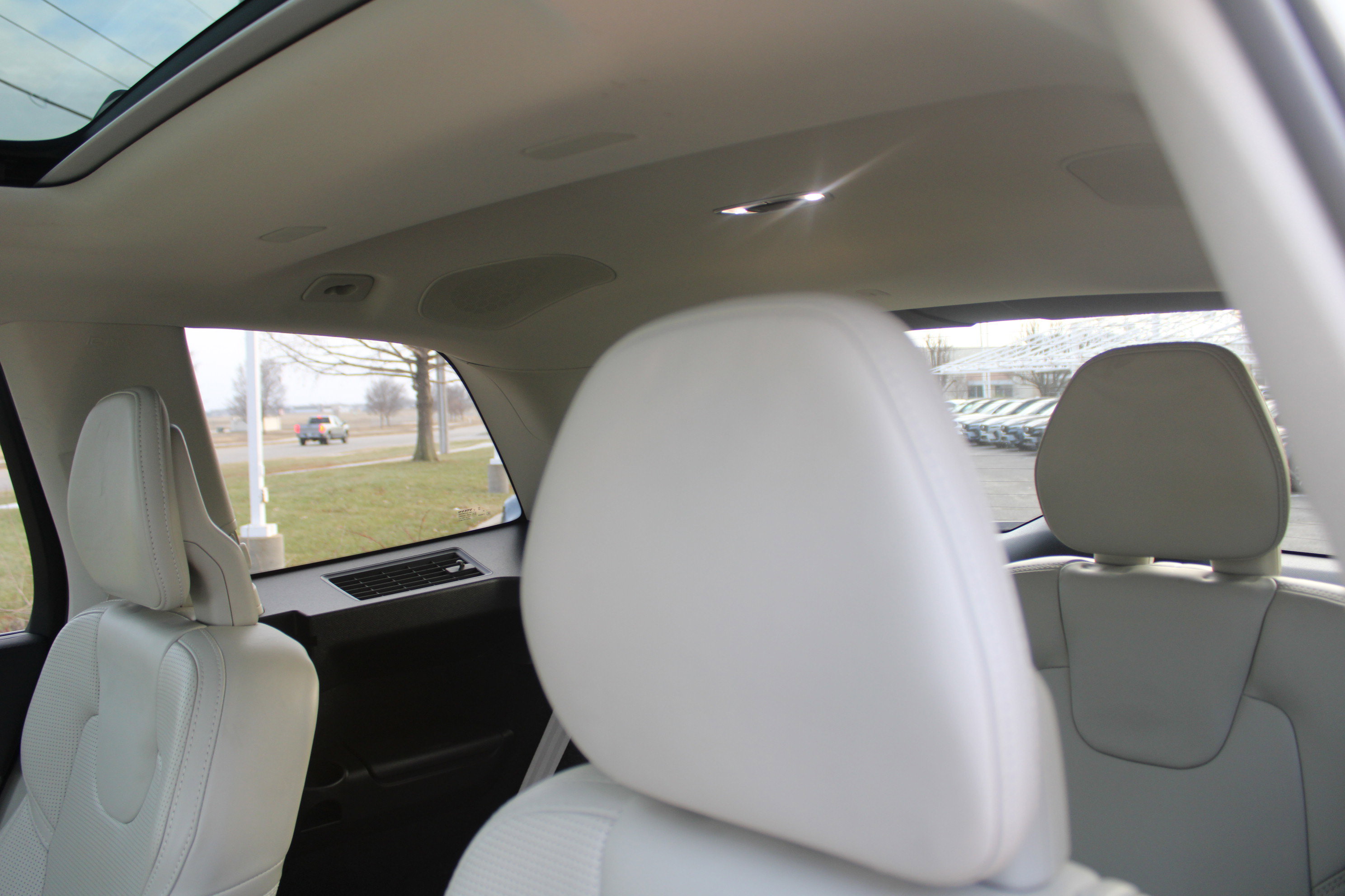 Used 2021 Volvo XC90 T8 Inscription w/ Advanced Package image 37