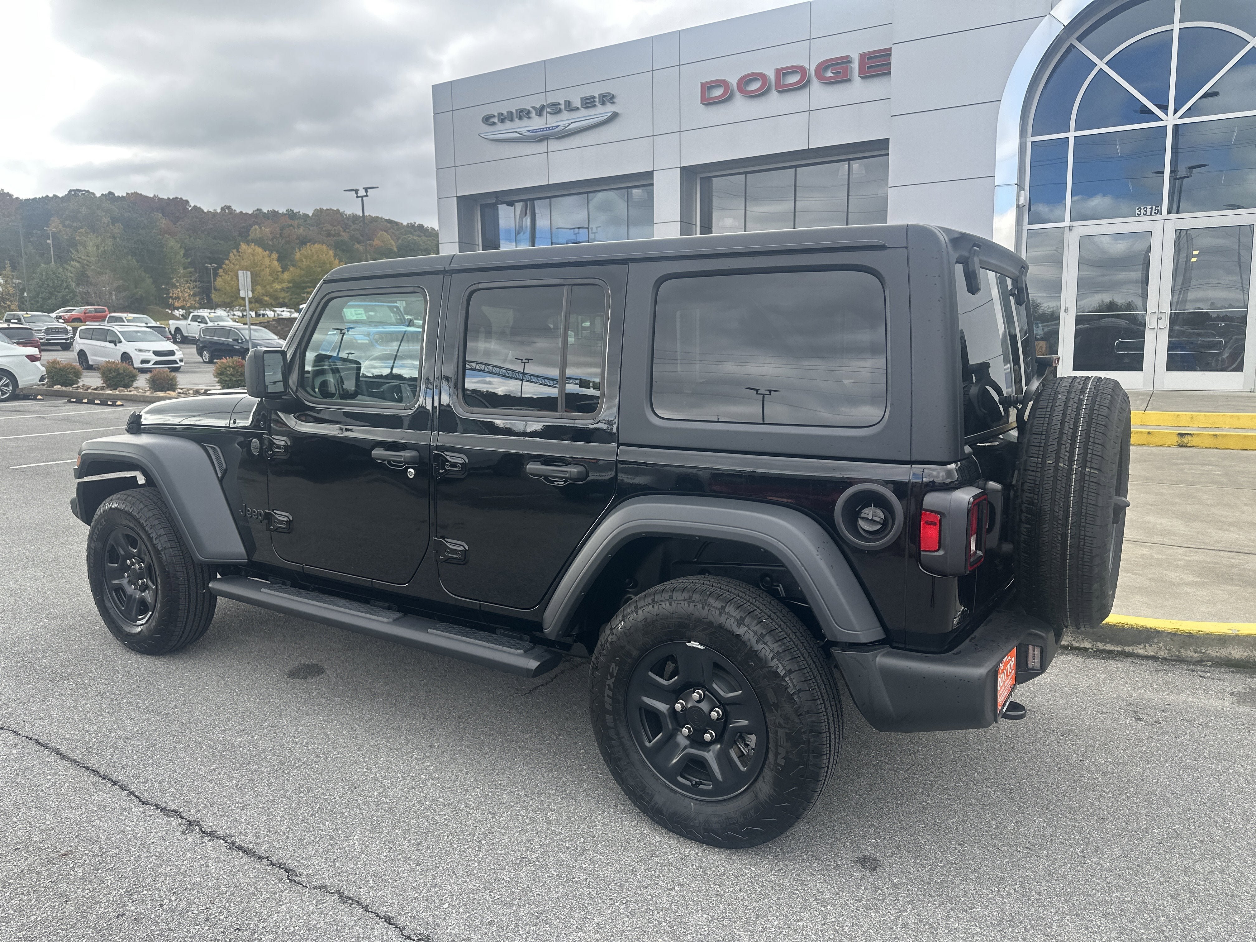 New 2026 Jeep Wrangler Unlimited Sport AWD/4WD image 10