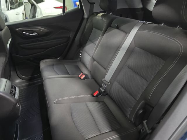 Used 2024 GMC Terrain SLE AWD/4WD image 15