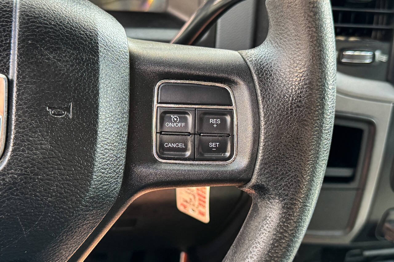 Used 2017 RAM 3500 Tradesman w/ Chrome Appearance Group AWD/4WD image 27
