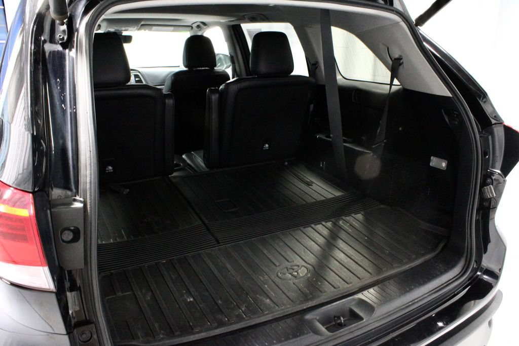 Used 2018 Toyota Highlander SE AWD/4WD image 14