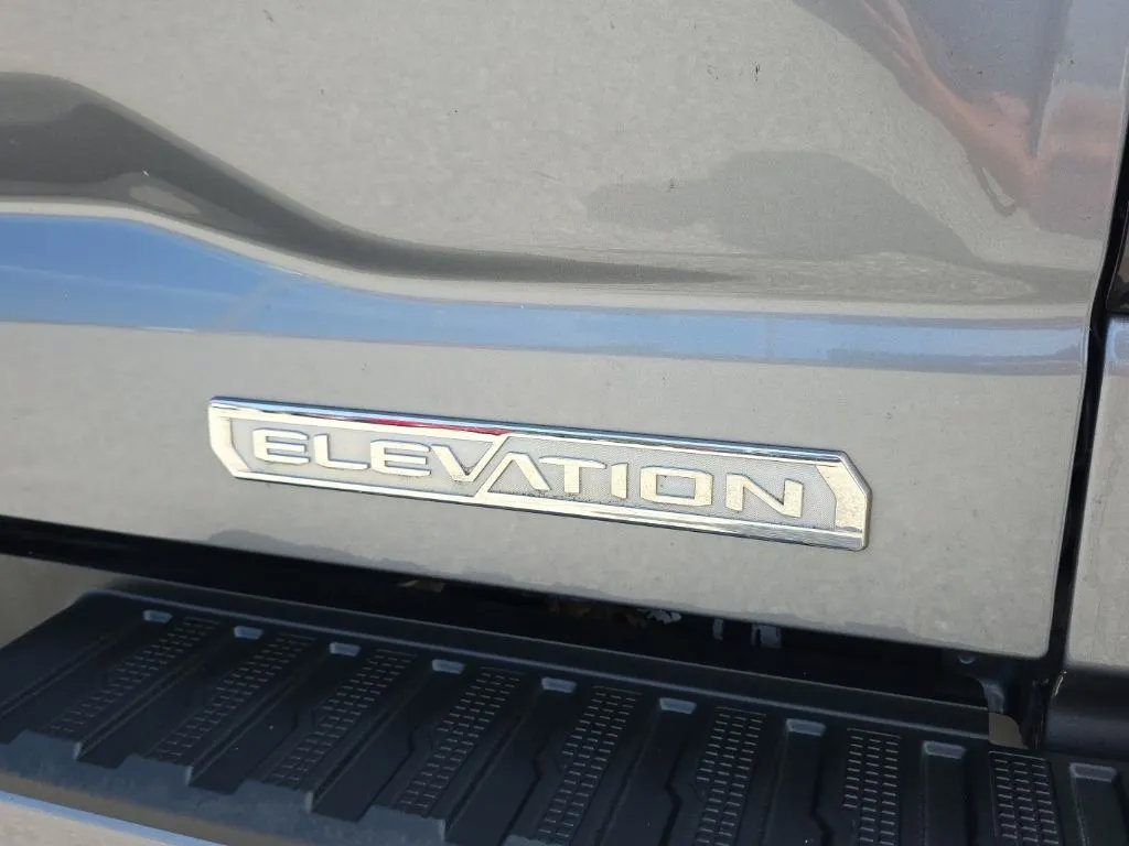Used 2020 GMC Sierra 1500 Elevation AWD/4WD image 11