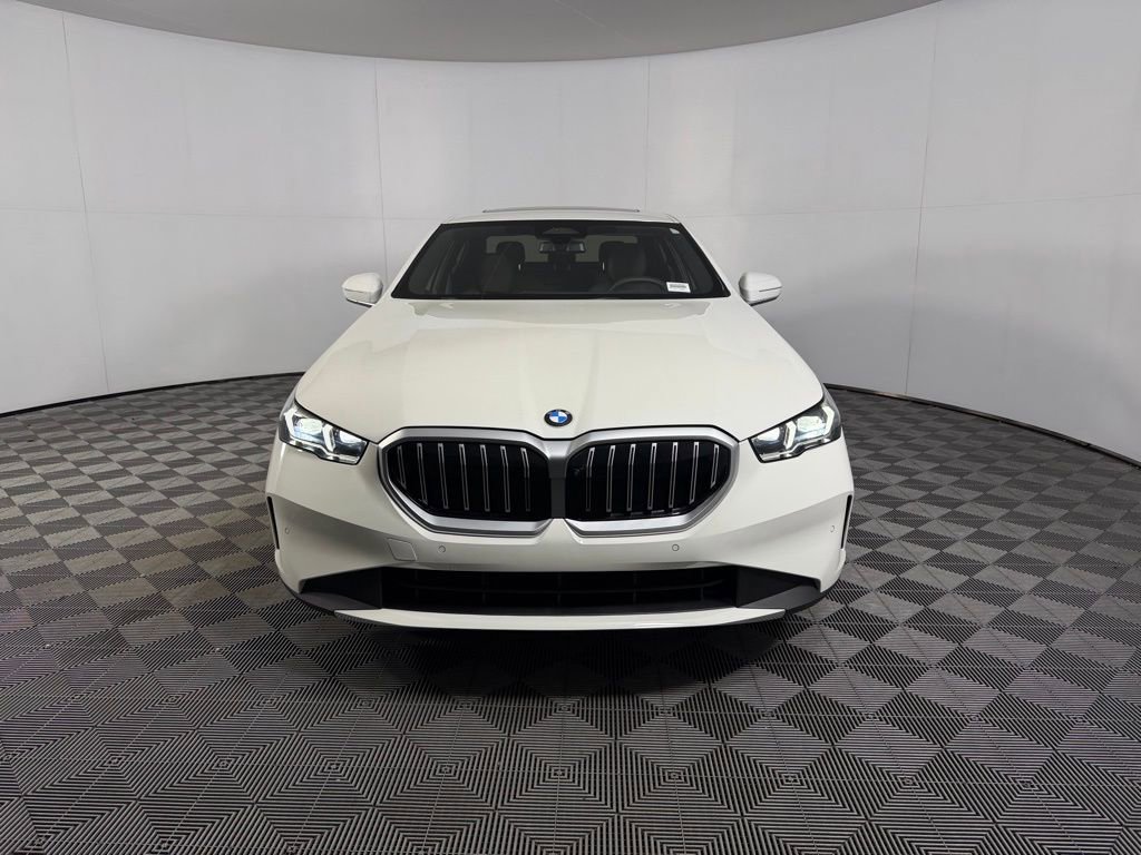 Used 2026 BMW 530i image 7