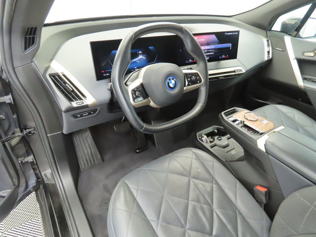 Certified 2023 BMW iX xDrive50 w/ Ultimate Package 2 image 9
