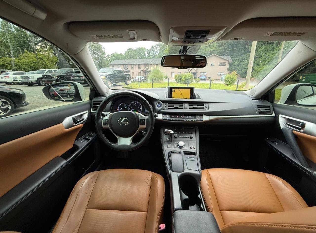 Used 2012 Lexus CT 200h Premium w/ Premium Audio Pkg FWD image 14