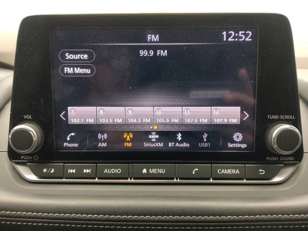 Used 2023 Nissan Rogue SV FWD image 25
