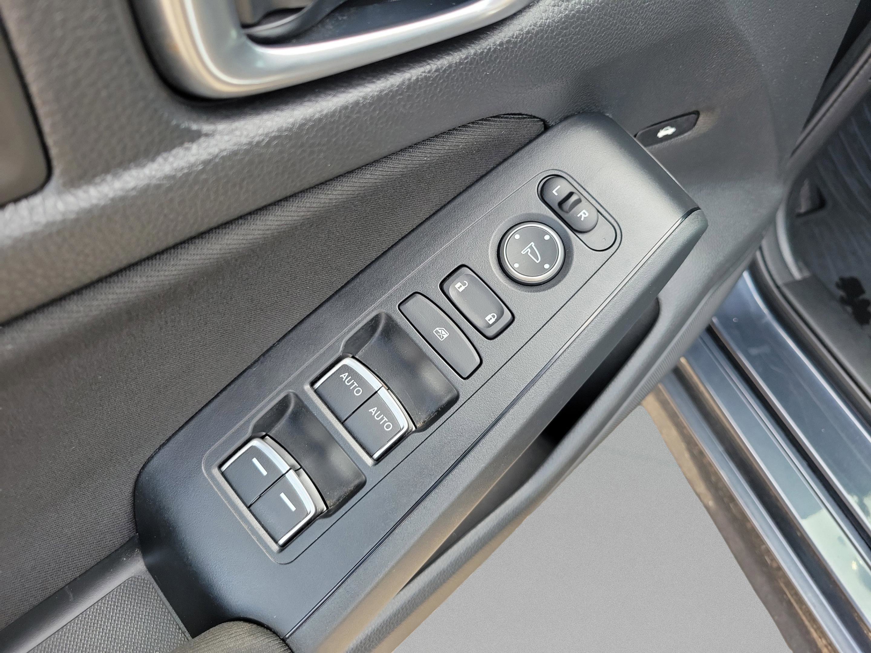 Used 2023 Honda Civic Sport image 22