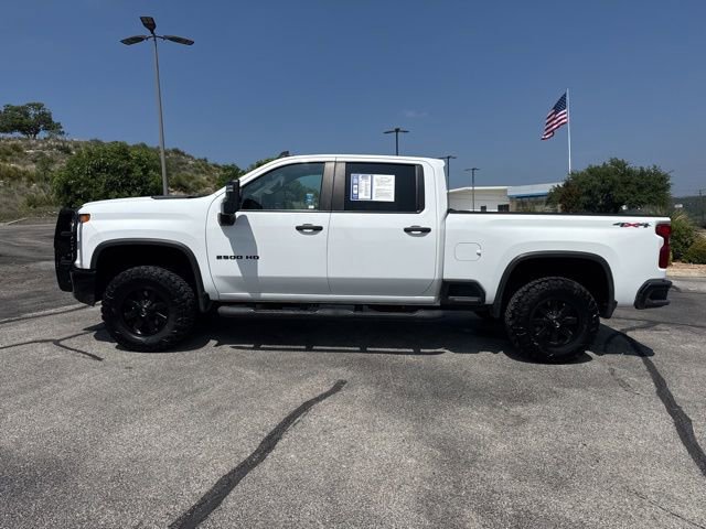 Used 2022 Chevrolet Silverado 2500 Custom w/ Custom Value Package AWD/4WD image 13