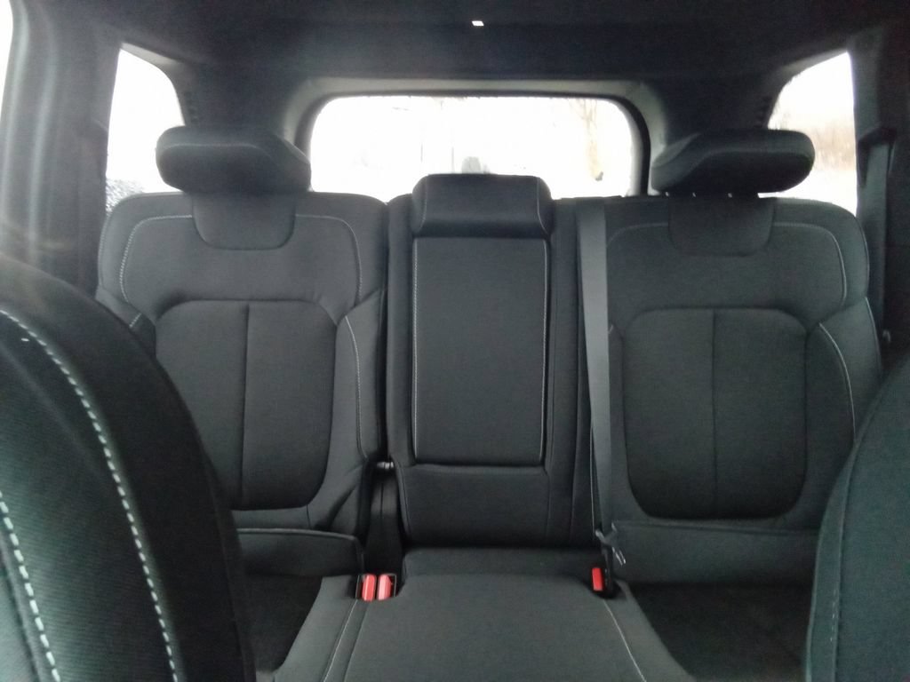 New 2026 Jeep Grand Cherokee Laredo X AWD/4WD image 22