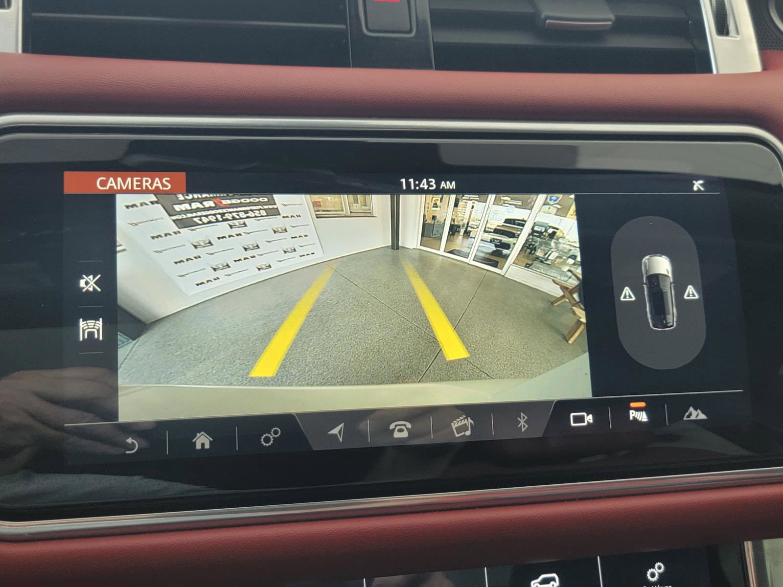 Used 2019 Land Rover Range Rover Sport HST image 35