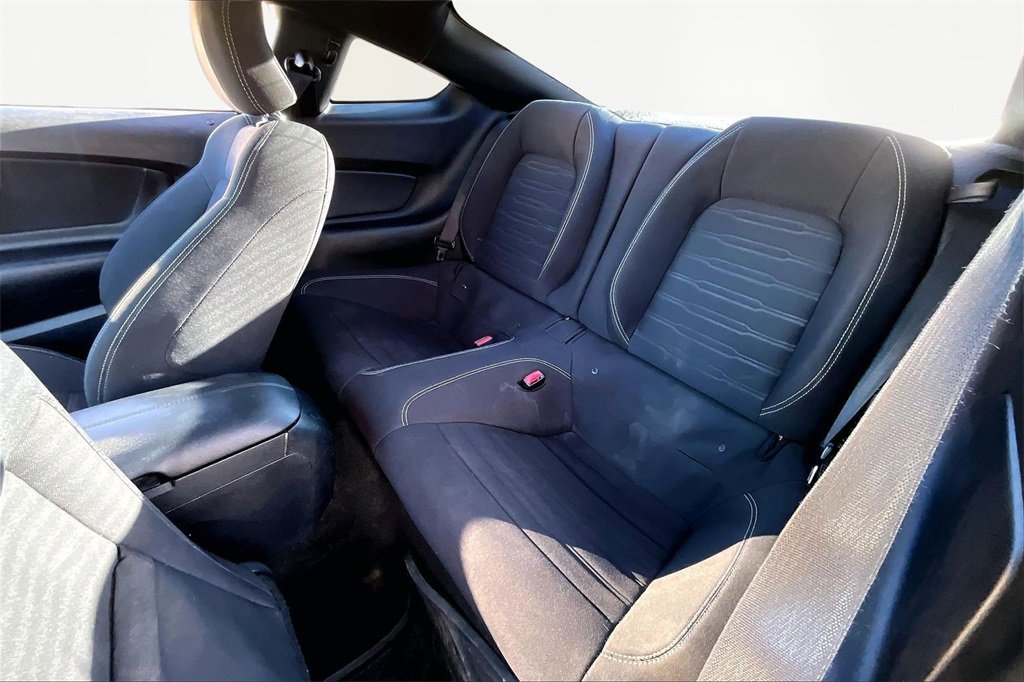 Used 2016 Ford Mustang Coupe image 26