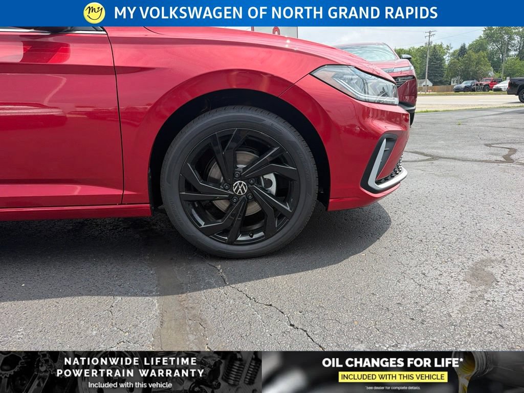 New 2026 Volkswagen Jetta SE FWD image 12
