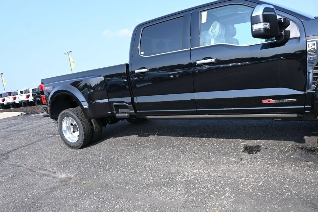 New 2026 Ford F450 Platinum w/ Platinum Plus Package AWD/4WD image 10