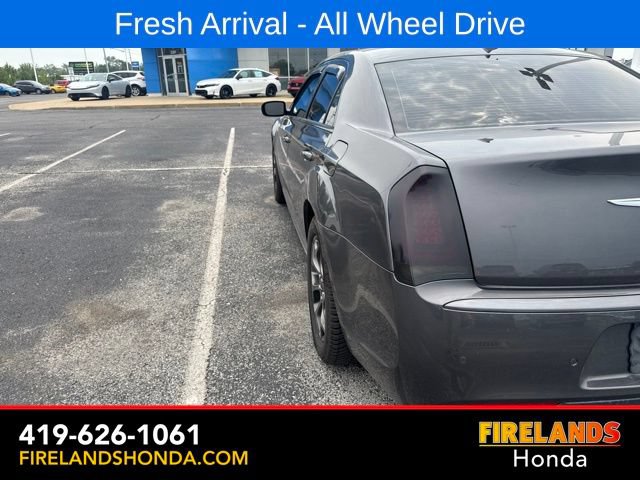 Used 2017 Chrysler 300 S w/ 300S Premium Group AWD/4WD image 4