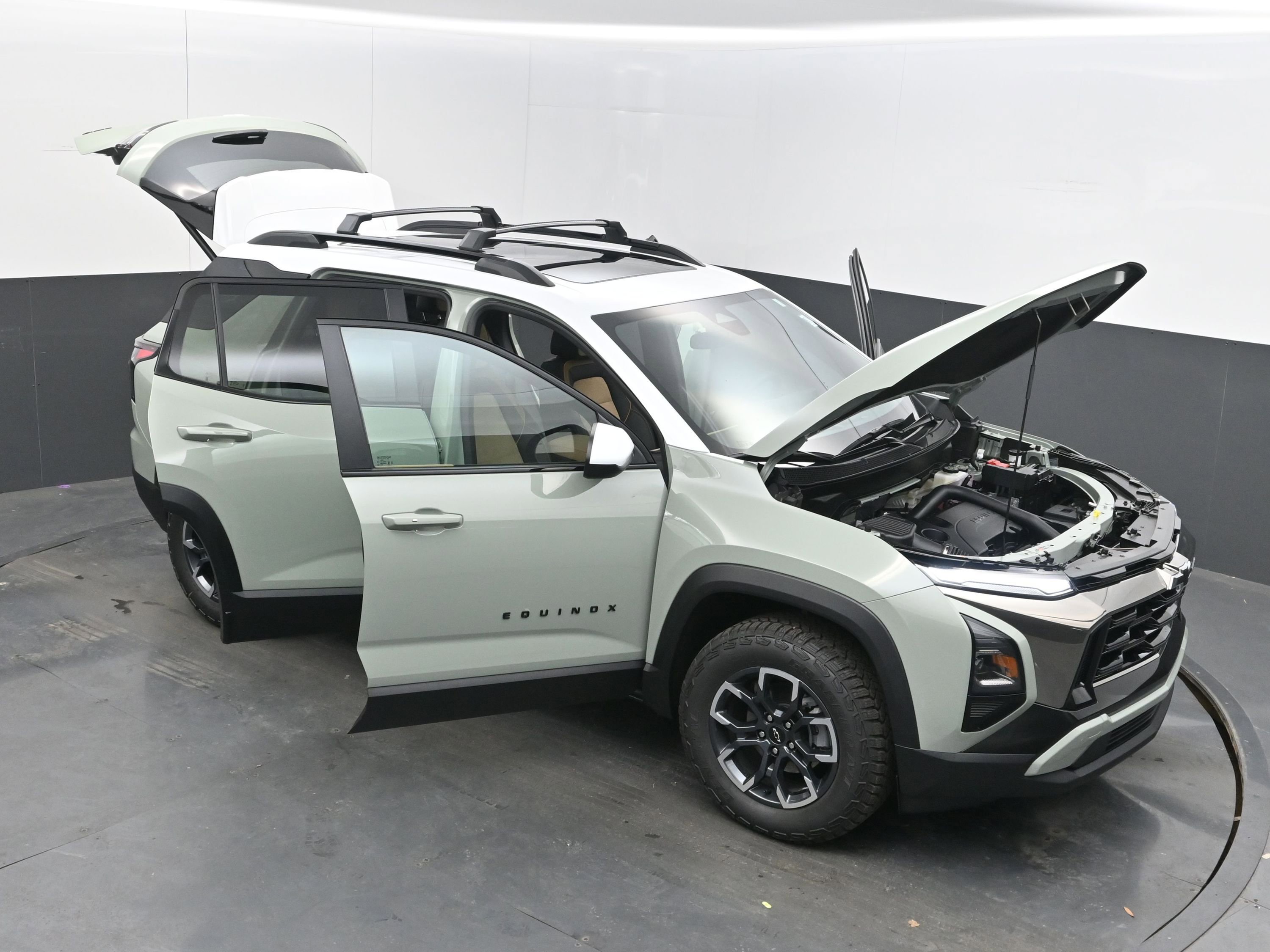 Used 2026 Chevrolet Equinox ACTIV w/ LPO, Floor Liner Package image 41