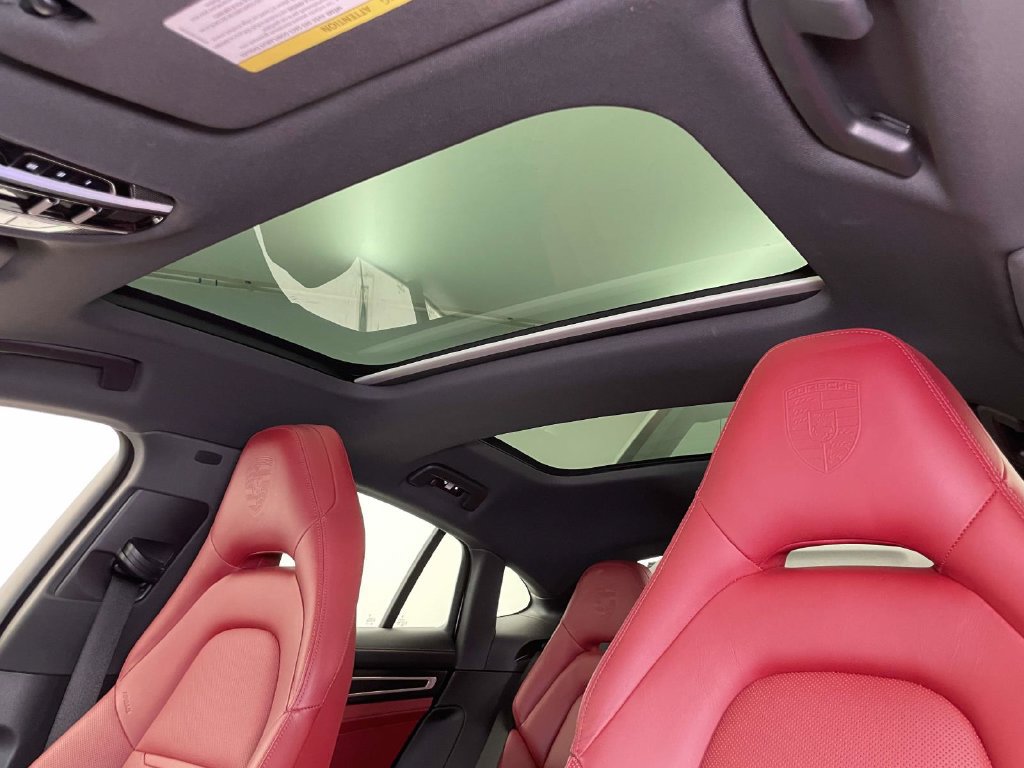 Certified 2023 Porsche Panamera 4 Platinum Edition AWD/4WD image 18