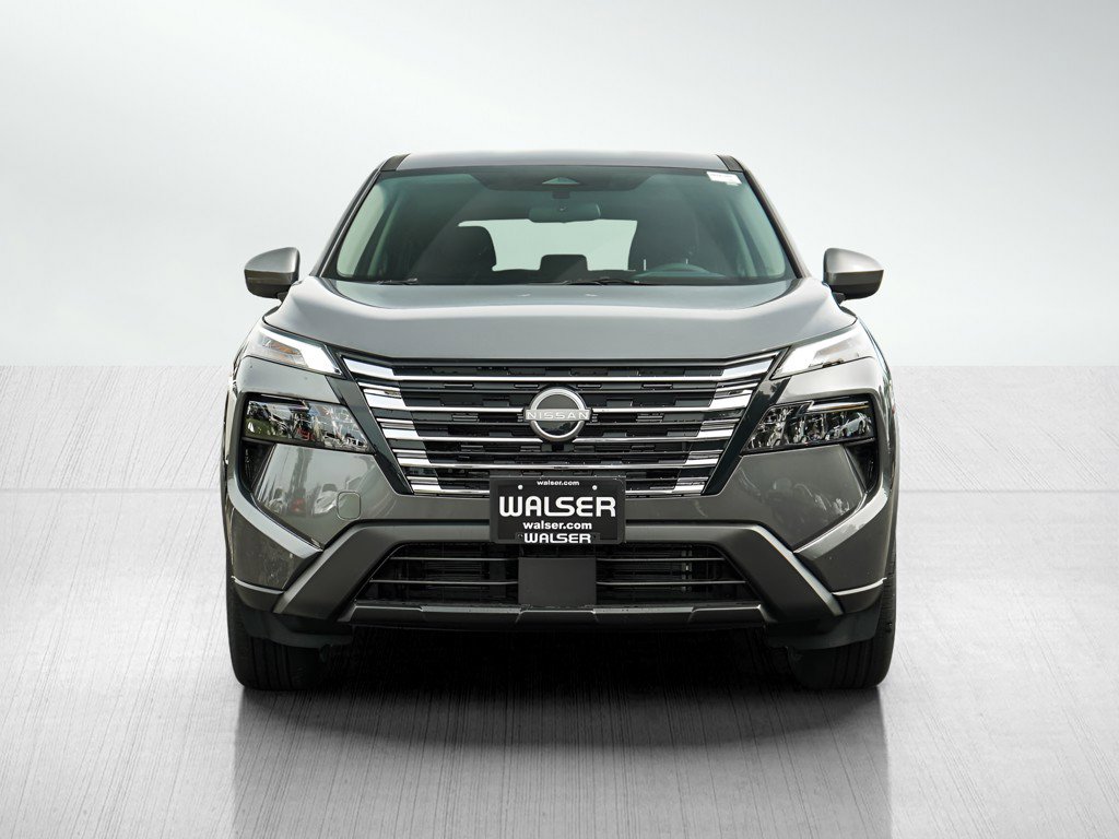 New 2026 Nissan Rogue SV image 2