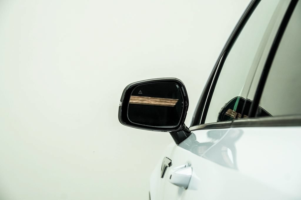 Used 2023 Kia Sorento S w/ Panoramic Sunroof Package FWD image 14