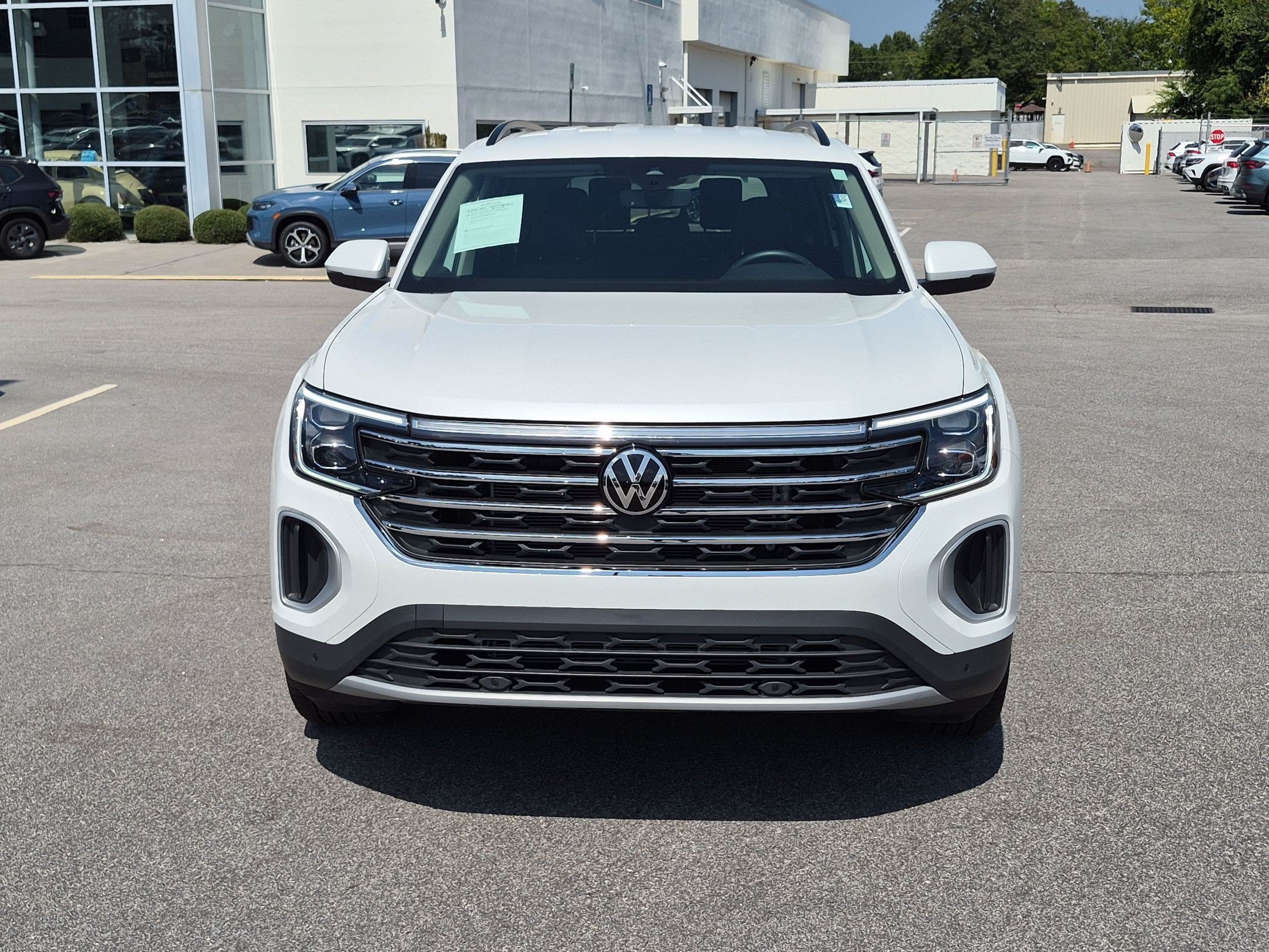Used 2026 Volkswagen Atlas SE AWD/4WD image 8