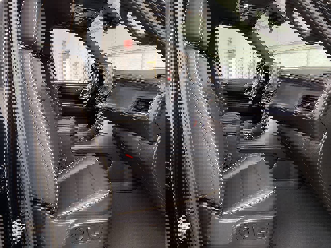 Used 2023 GMC Yukon SLT image 20