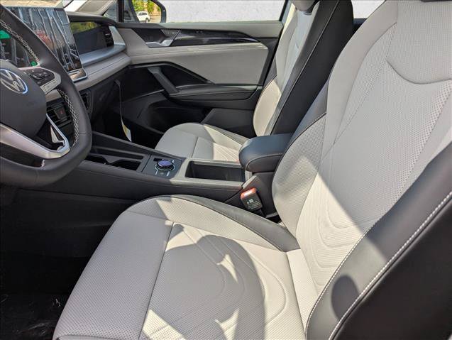 New 2026 Volkswagen Tiguan SE AWD/4WD image 23