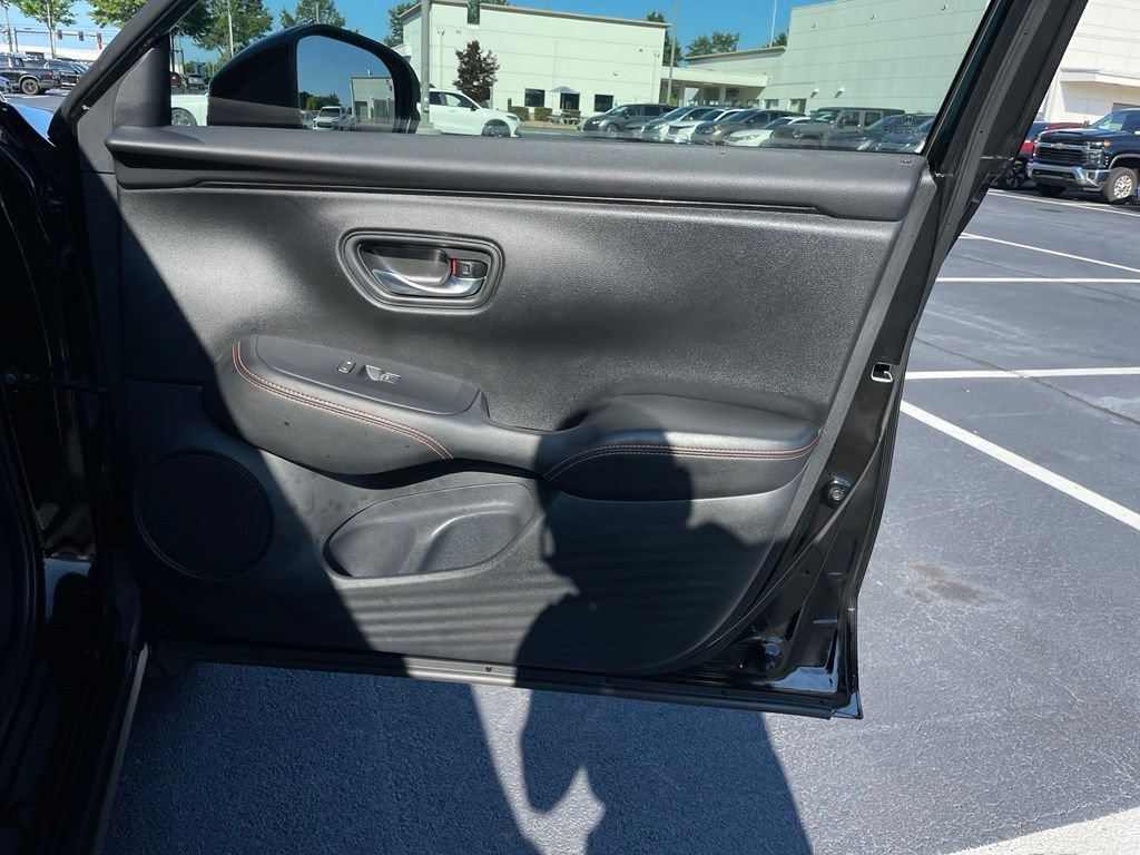 Certified 2024 Honda HR-V Sport image 29