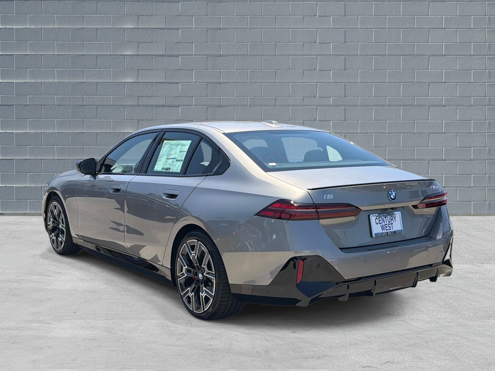 New 2026 BMW i5 M60 w/ Premium Package AWD/4WD image 3