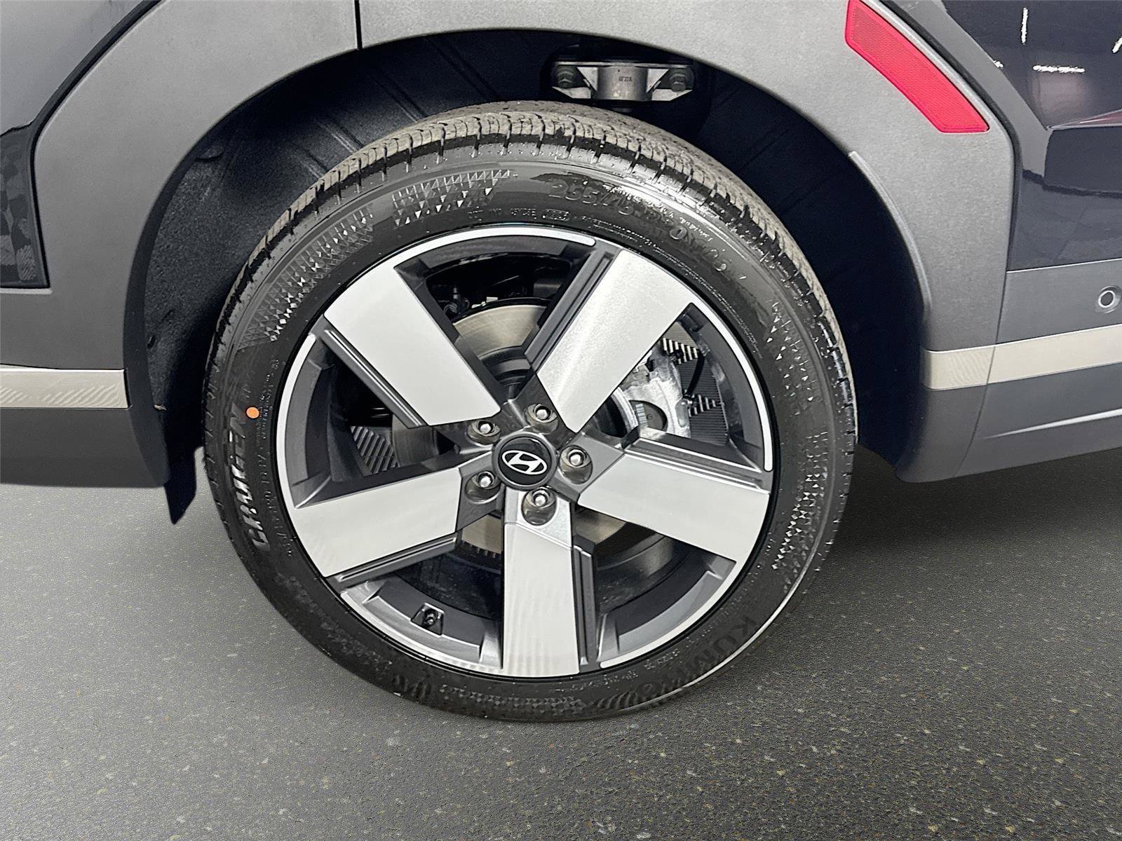New 2026 Hyundai Santa Fe Limited FWD image 33