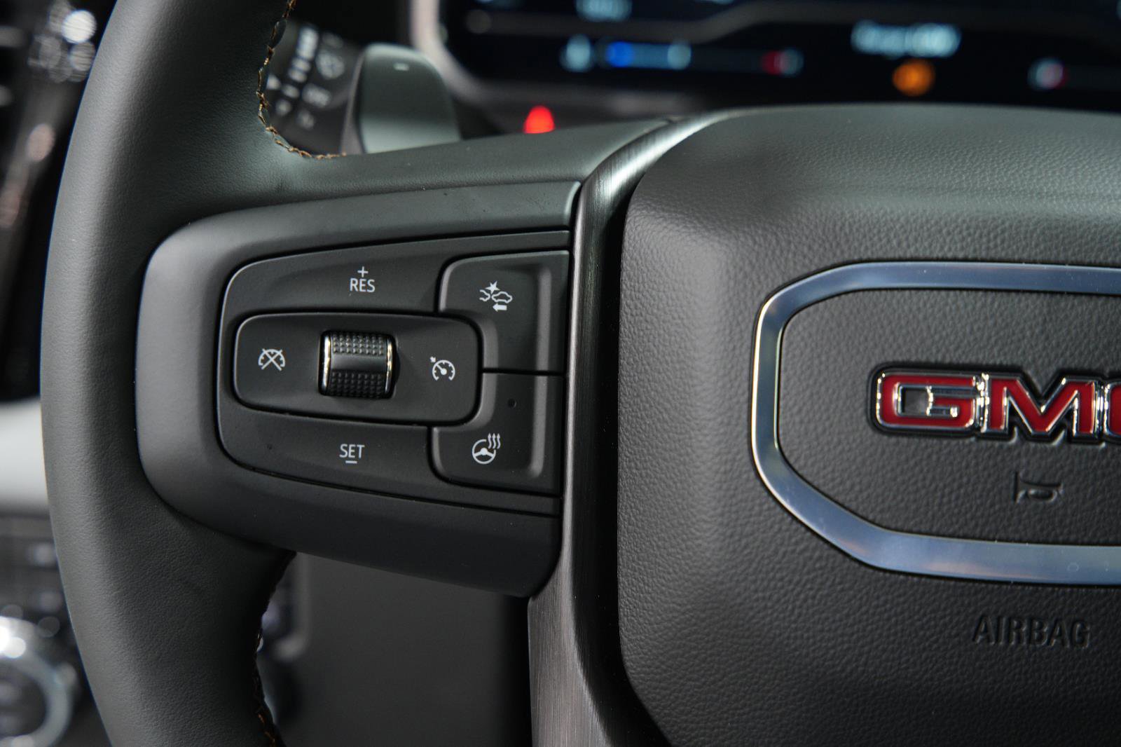 New 2025 GMC Sierra 1500 AT4 w/ AT4 Premium Package image 36