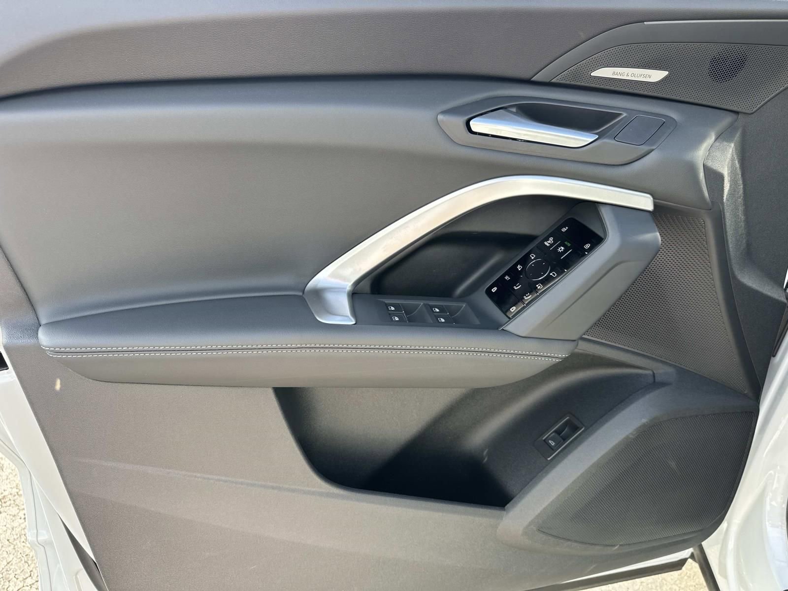 New 2026 Audi Q5 Premium Plus image 11