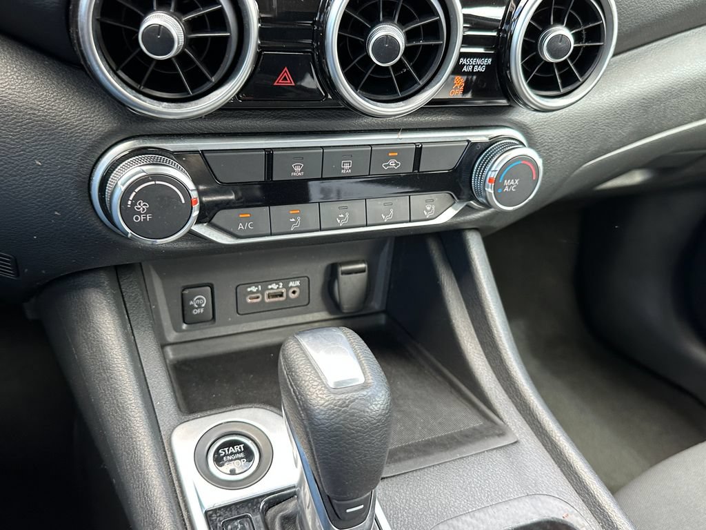 Used 2024 Nissan Sentra SV FWD image 29