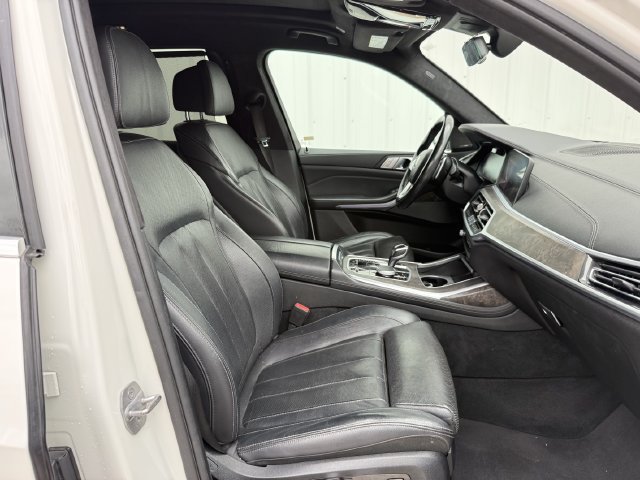 Used 2020 BMW X7 xDrive40i w/ Premium Package AWD/4WD image 30