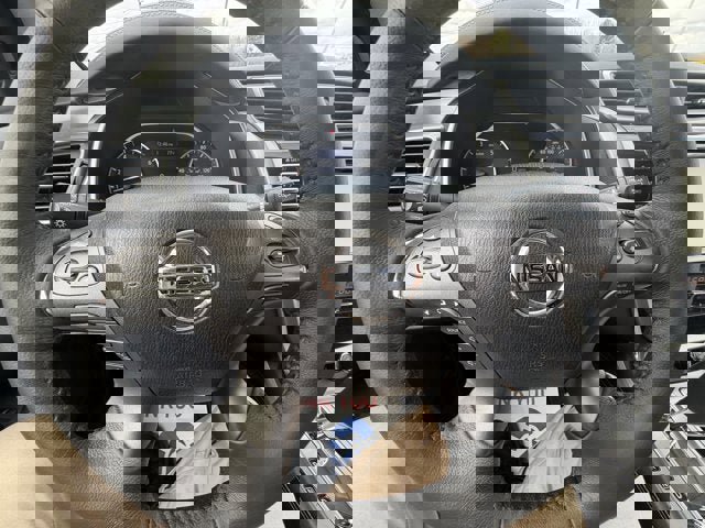 Used 2019 Nissan Murano SV w/ Premium Package image 18