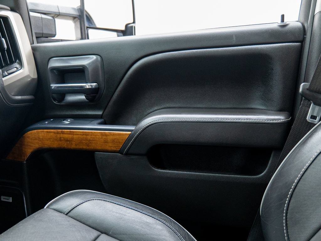 Used 2019 Chevrolet Silverado 3500 High Country w/ Duramax Plus Package AWD/4WD image 52