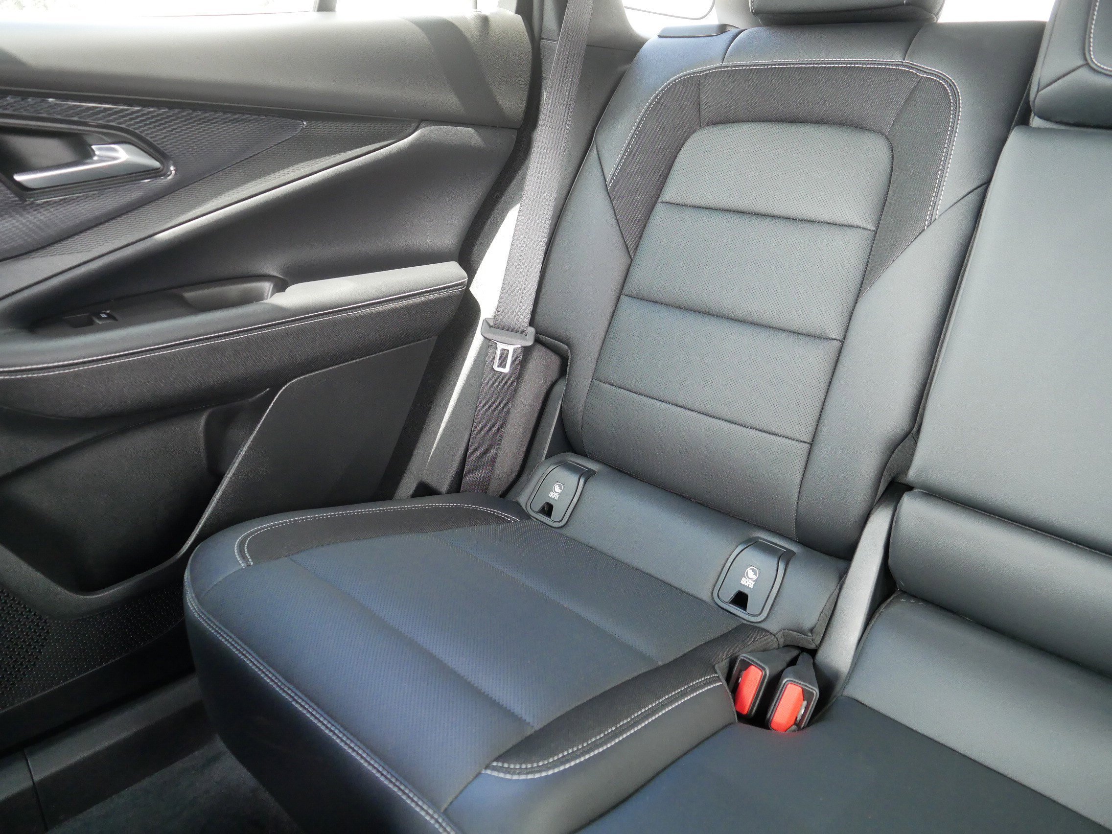 Used 2024 Chevrolet Blazer EV LT AWD/4WD image 12
