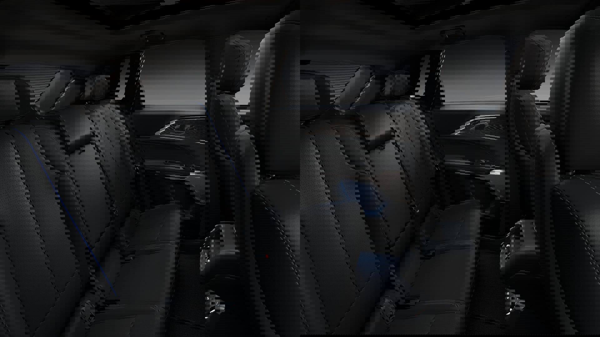 New 2024 Cadillac Lyriq Sport image 31